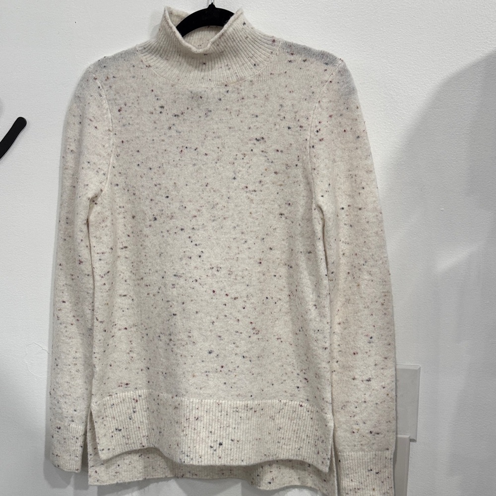 LOFT Cream Speckled Turtleneck Sweater